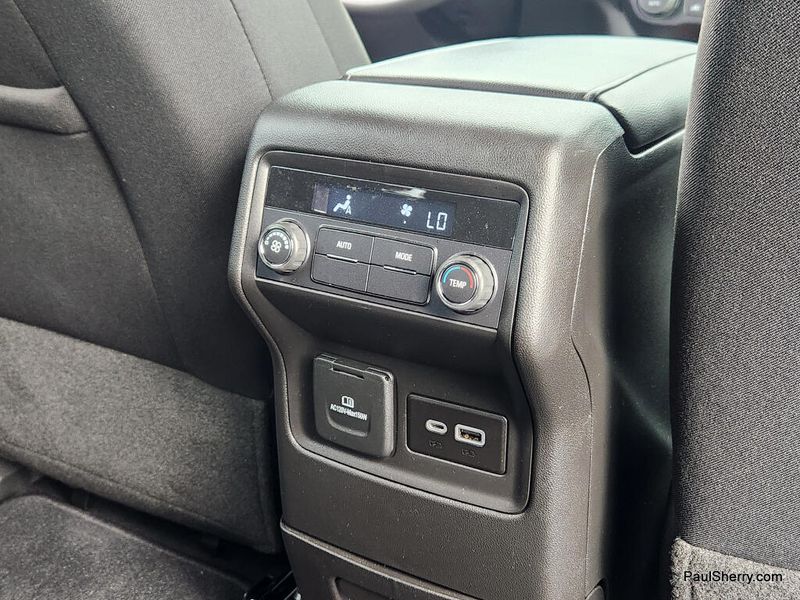 Used 2023 GMC Acadia SLE