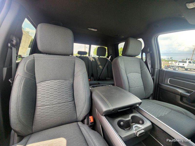 New 2025 RAM 3500 Big Horn Crew Cab 4x4 8