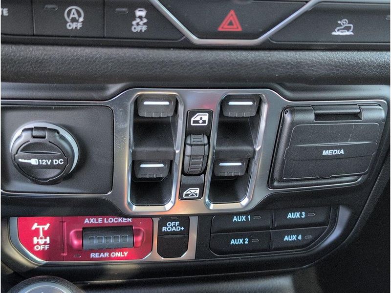 New 2026 Jeep Wrangler 4-door WillysImage 18