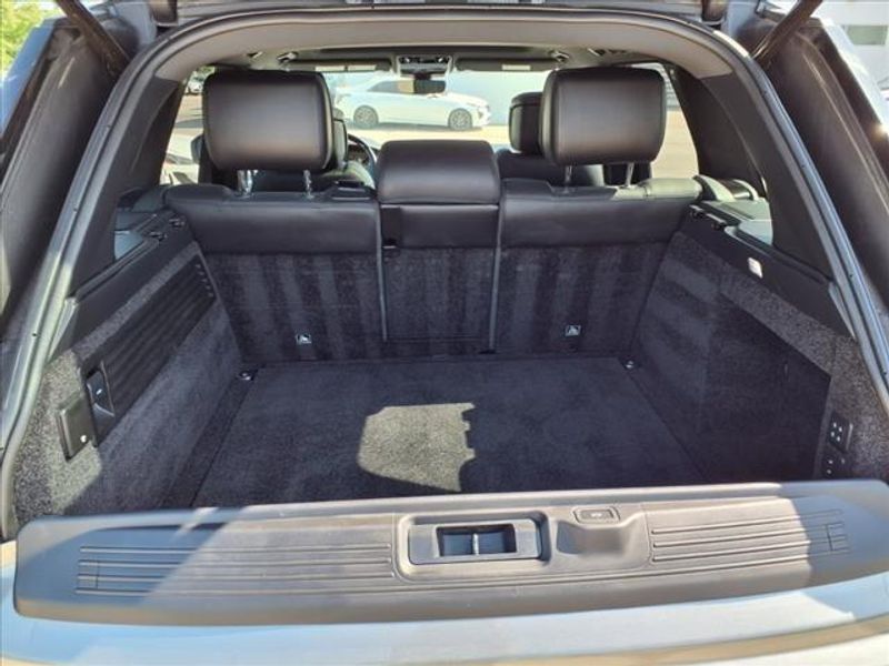 2019 Land Rover Range Rover 5.0L V8 SuperchargedImage 17