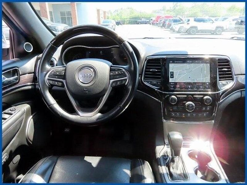 2021 Jeep Grand Cherokee OverlandImage 11
