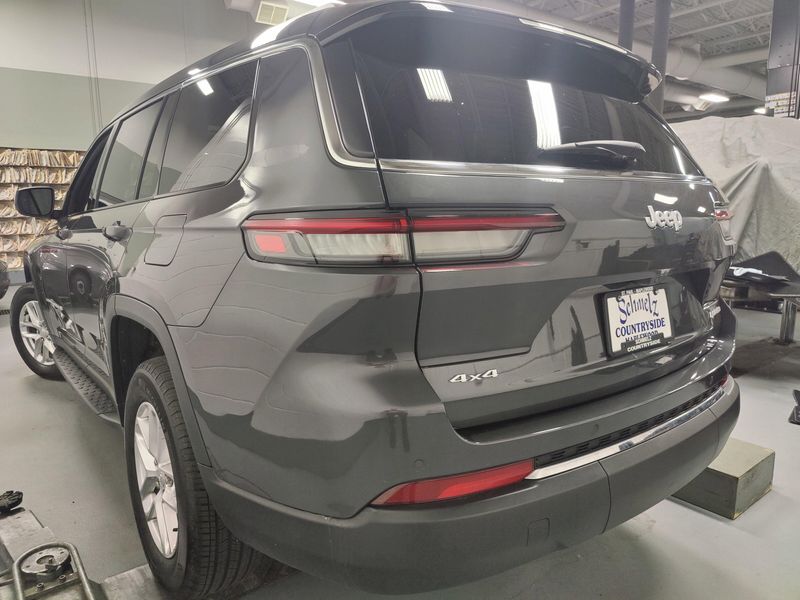 2024 Jeep Grand Cherokee L Laredo X 4x4 w/Sunroof/Lux TechImage 10