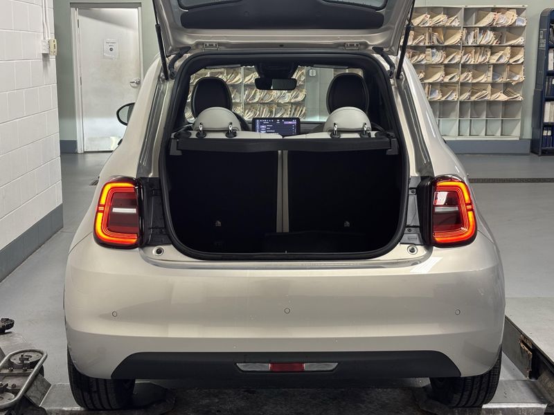 New 2025 Fiat 500e Giorgio Armani Collector