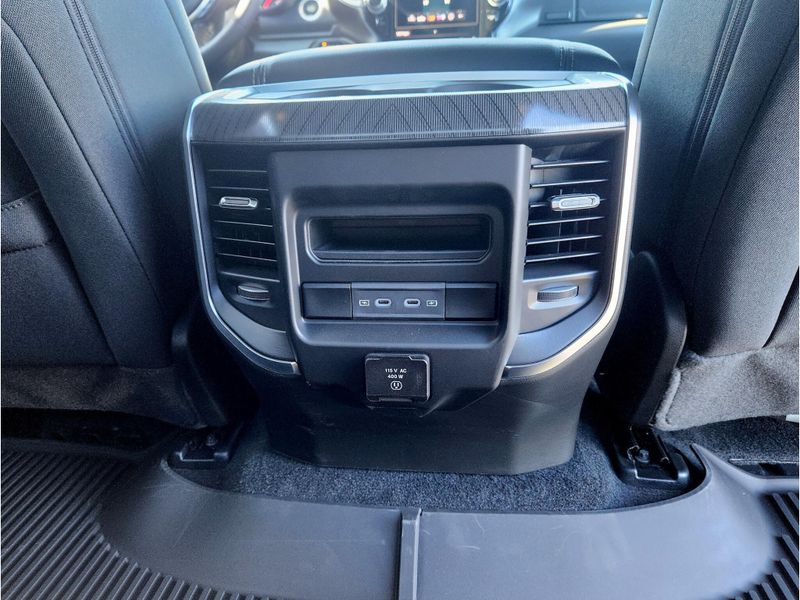 New 2027 RAM 1500 Big Horn Crew Cab 4x4 5'7' Box