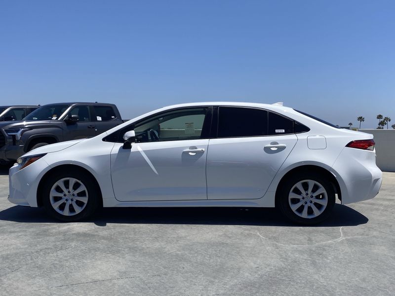 2024 Toyota Corolla LEImage 7