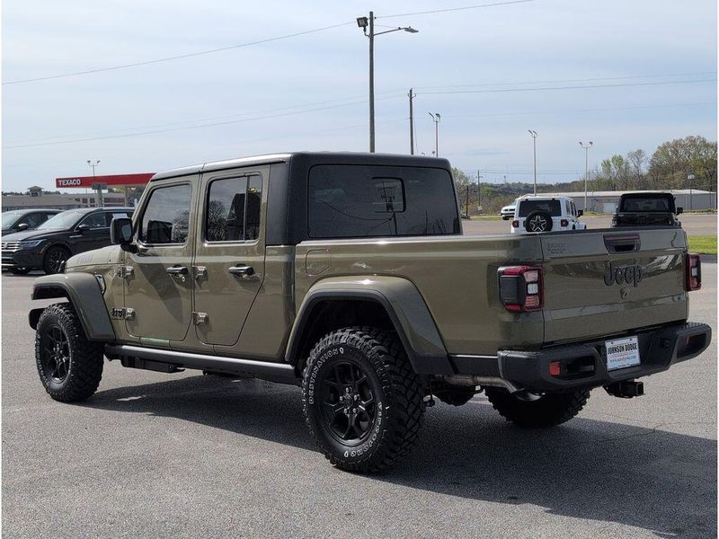 New 2026 Jeep Gladiator Willys 4x4Image 3