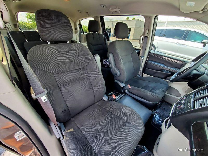 Used 2020 Dodge Grand Caravan SEImage 5