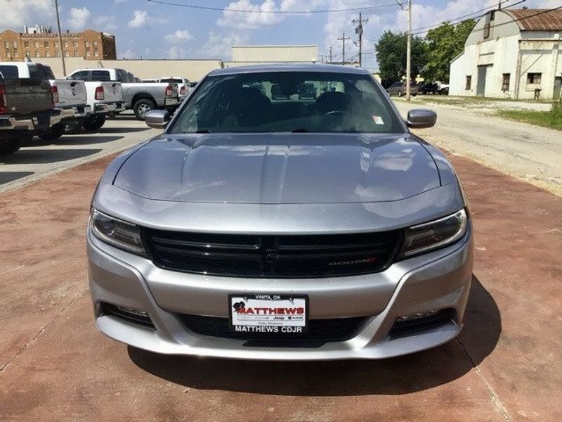 2018 Dodge Charger SXTImage 8