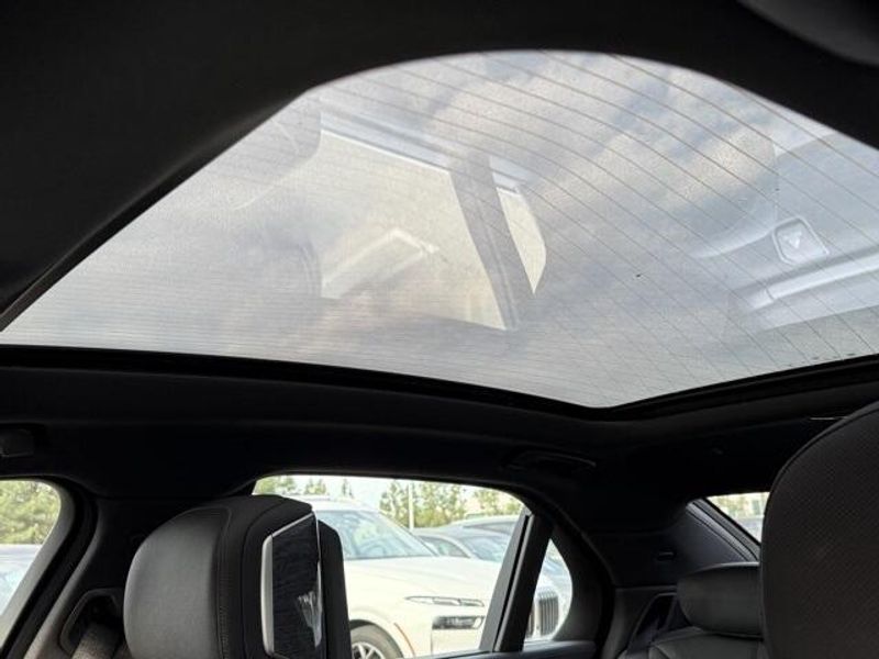 Used 2025 BMW 7 Series 760i xDriveImage 22