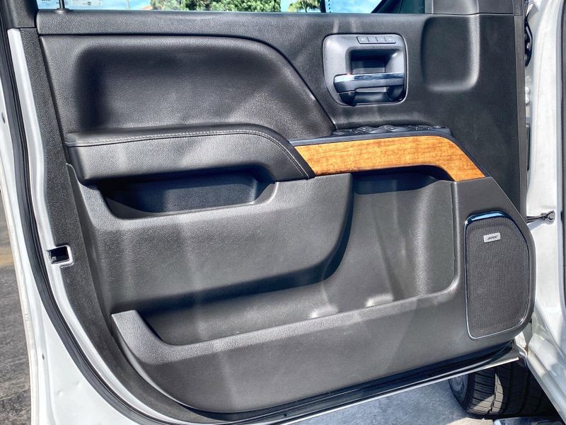 Used 2018 Chevrolet Silverado 1500 High CountryImage 21