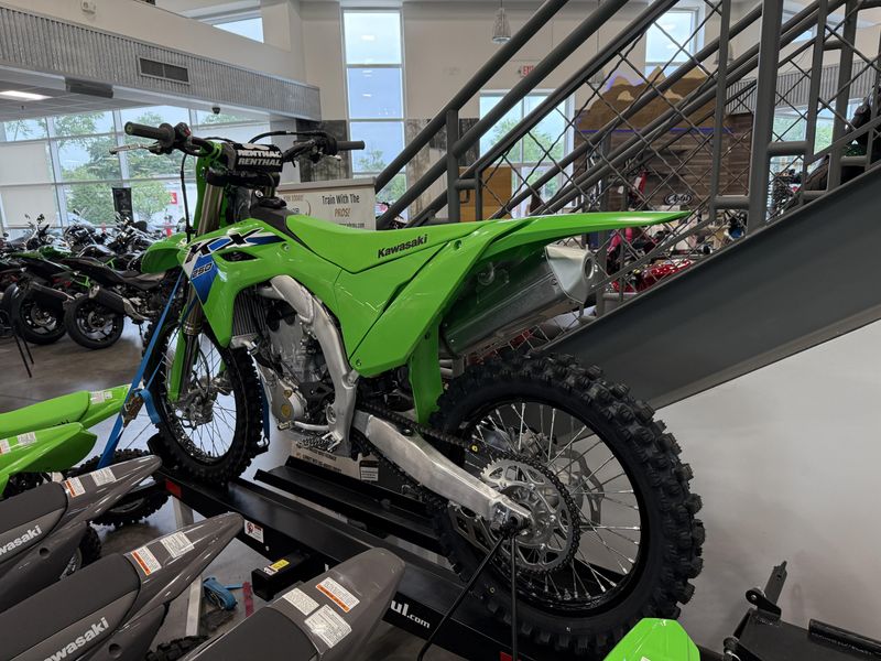 2026 Kawasaki KX 250Image 3