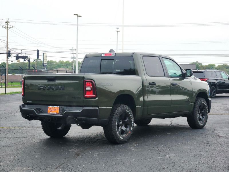 New 2027 RAM 1500 Warlock Crew Cab 4x4 5'7' Box