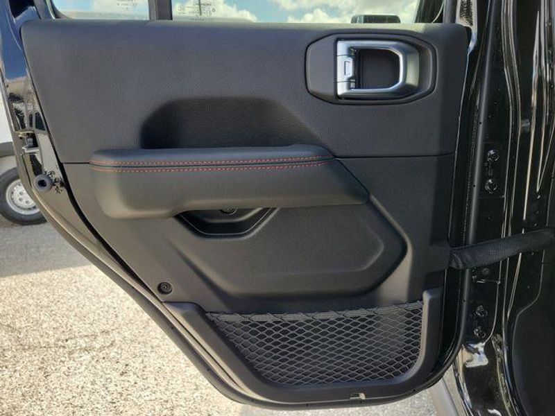 New 2026 Jeep Wrangler 4-door Rubicon X
