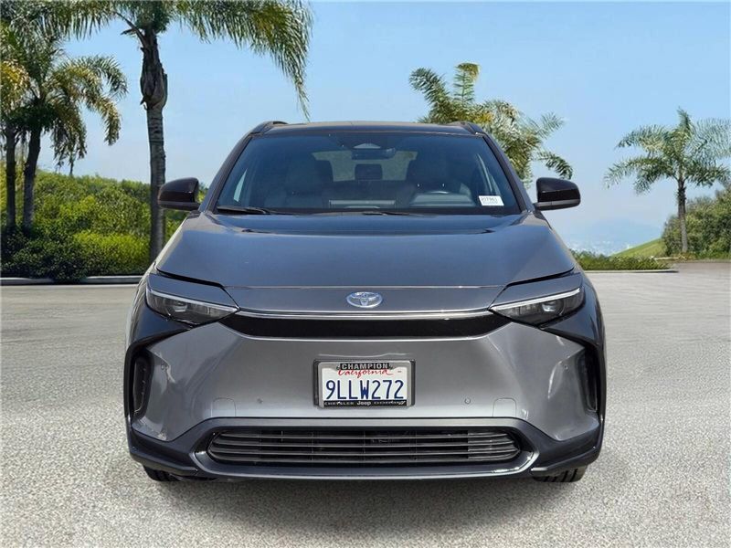 Used 2024 Toyota bZ4X XLE FWD (Natl)