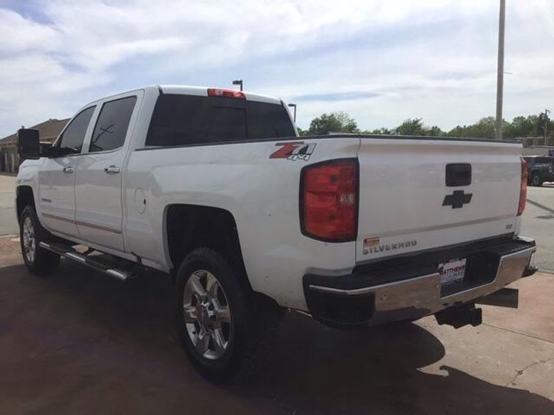 2017 Chevrolet Silverado 2500HD LTZImage 3