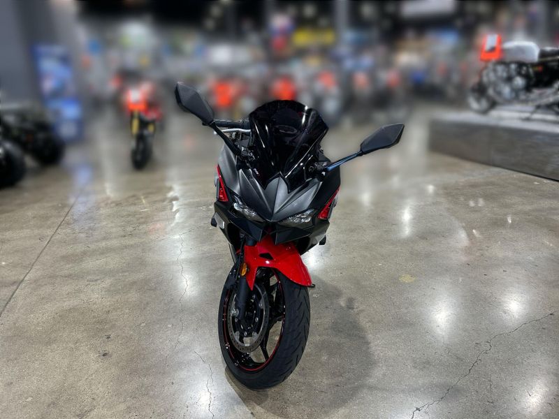 2024 Kawasaki NINJA 500 KRT SE ABS Image 10