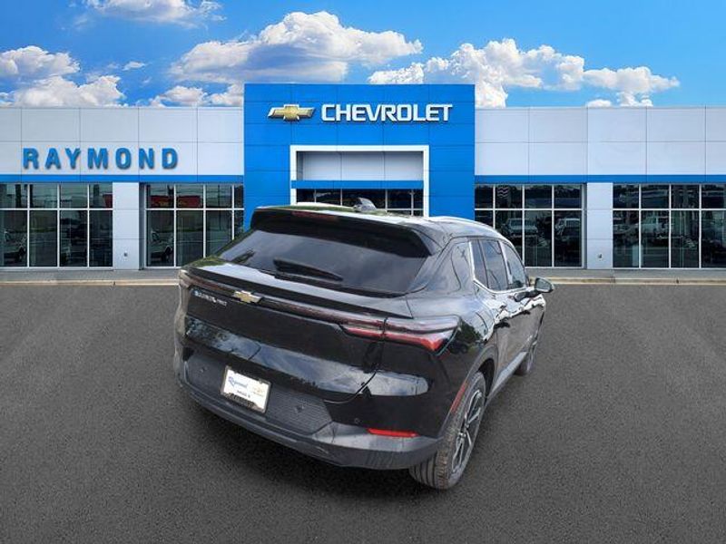 New 2026 Chevrolet Equinox EV LTImage 4