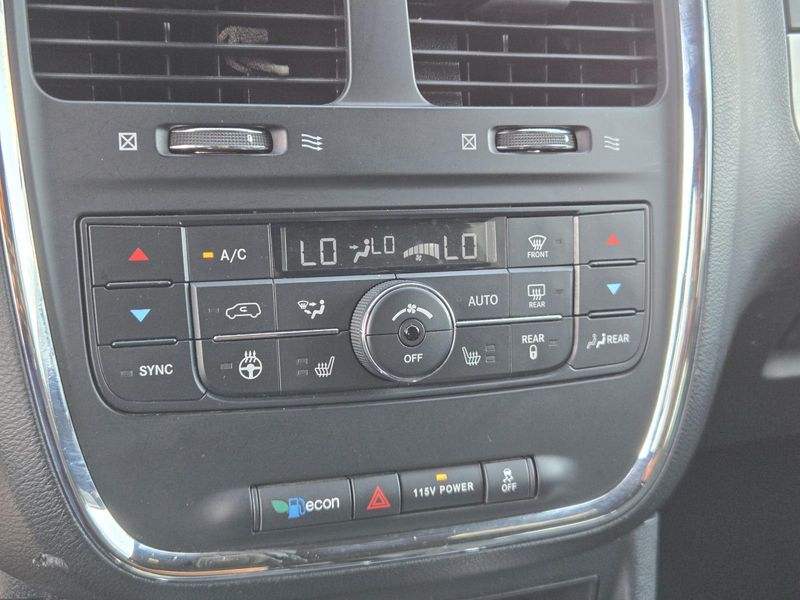 Used 2014 Dodge Grand Caravan 4dr Wgn R/T
