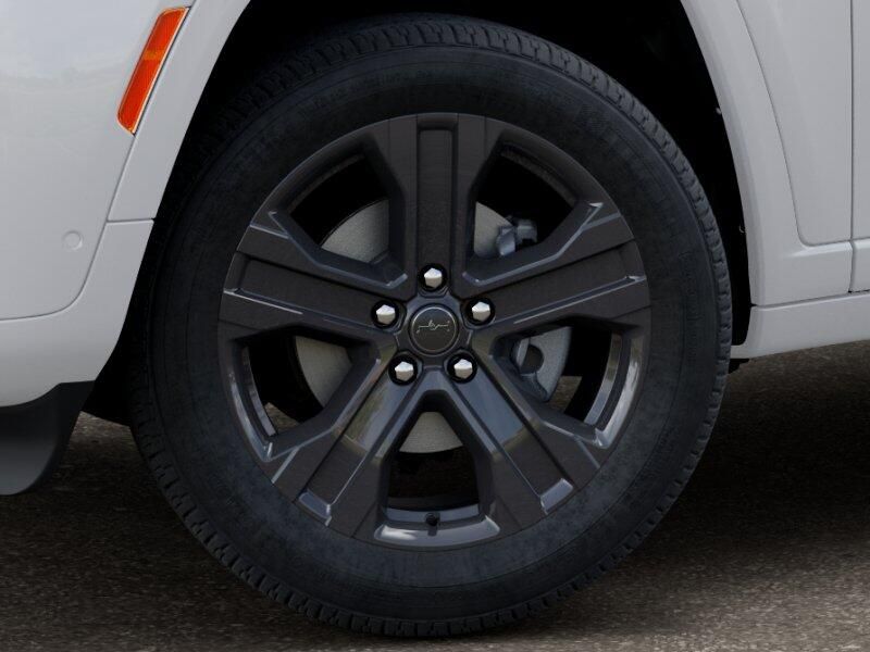 New 2027 Jeep Grand Cherokee Limited Reserve 4x4Image 34