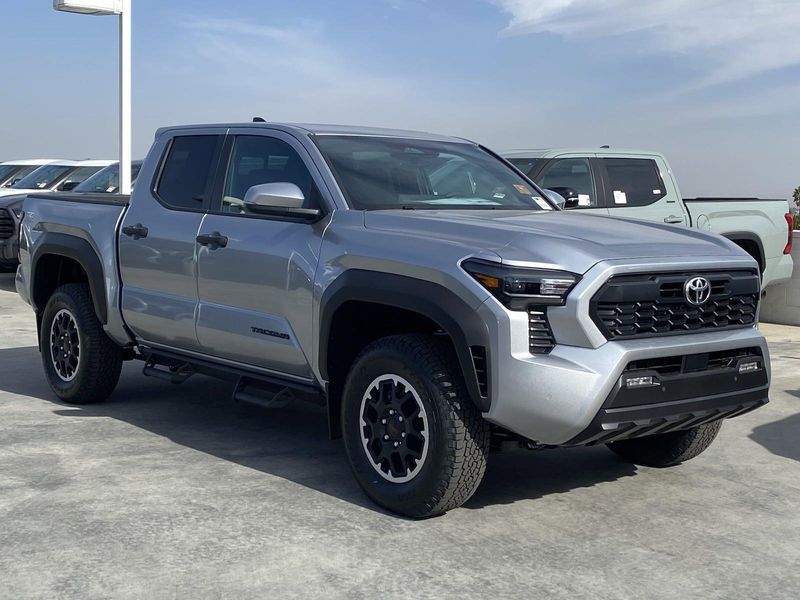 2024 Toyota Tacoma TRD Off RoadImage 2