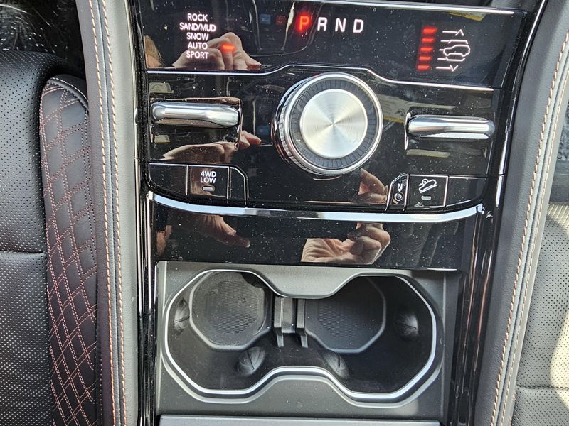 2023 Jeep Grand Cherokee Summit Reserve 4xeImage 22