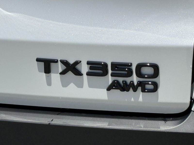 2025 LEXUS TX 350 LuxuryImage 13