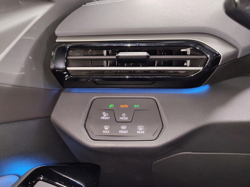 Used 2023 Volkswagen ID.4 Pro S AWD Long Range w/Glass RoofImage 28