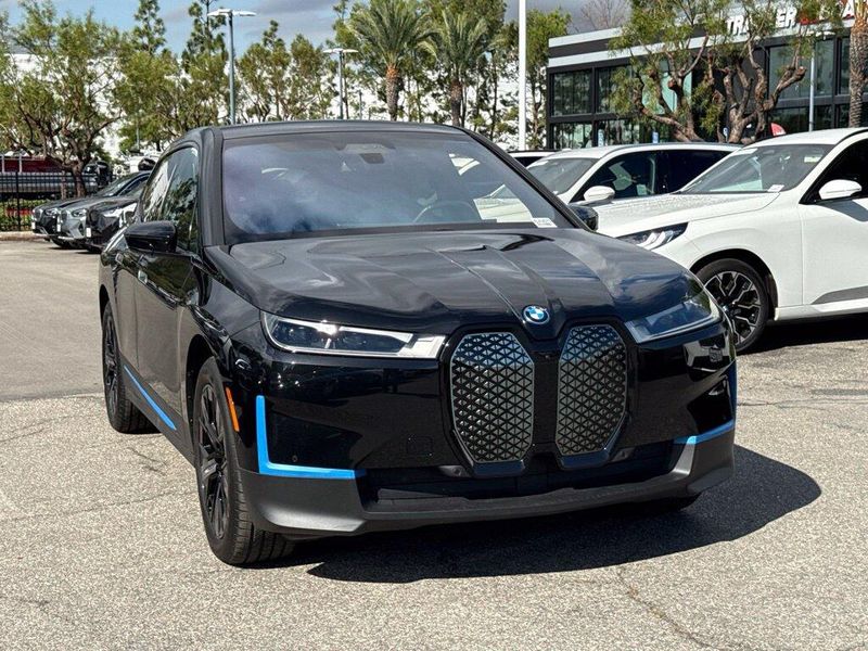 Used 2024 BMW iX xDrive50Image 5