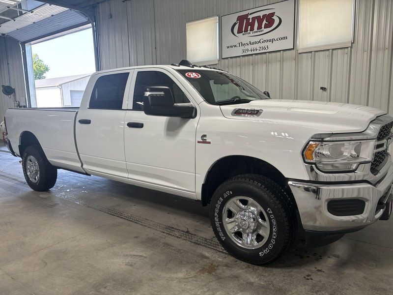 2024 RAM 3500 Tradesman Crew Cab 4x4 8