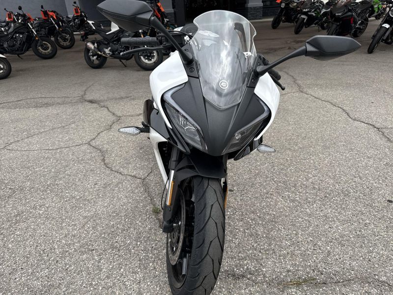 Used 2025 CFMOTO 300SS Image 11