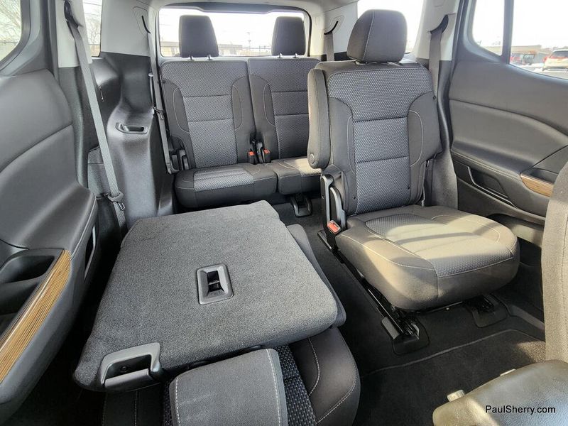 Used 2023 GMC Acadia SLE