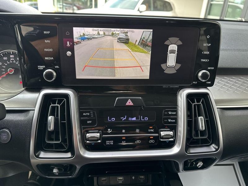Used 2023 Kia Sorento Hybrid EXImage 30