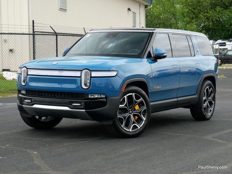 2023 Rivian R1S Launch EditionImage 7