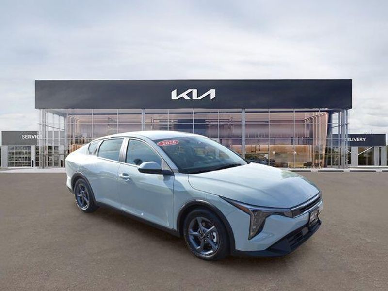 New 2026 Kia K4 LXSImage 1