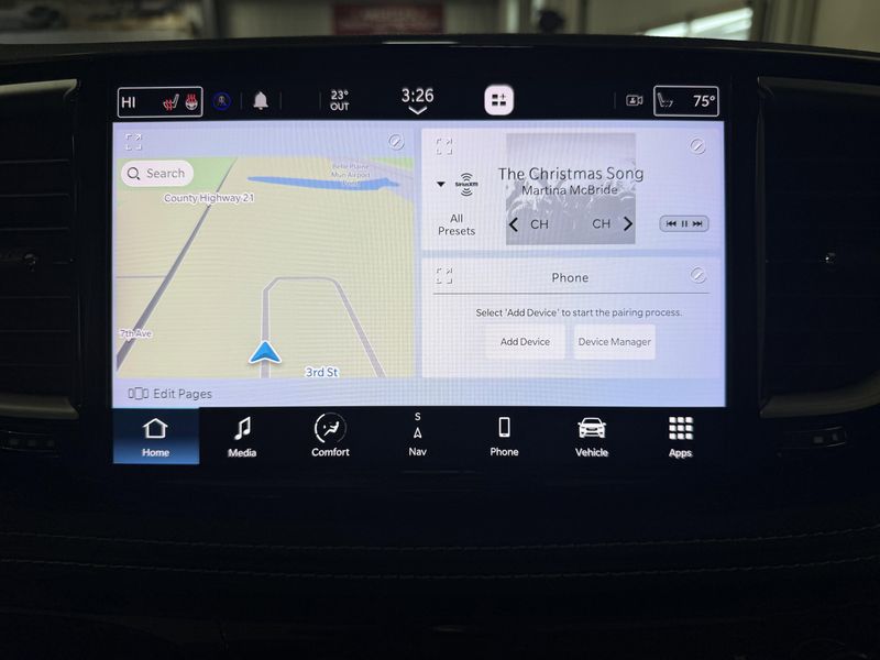 Used 2023 Chrysler Pacifica Touring LImage 31