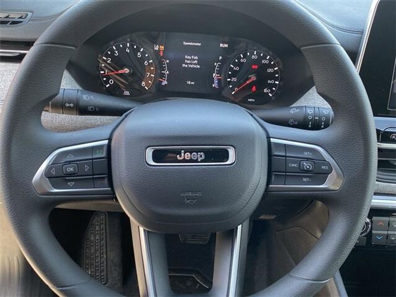 2025 Jeep Compass Sport 4x4Image 17