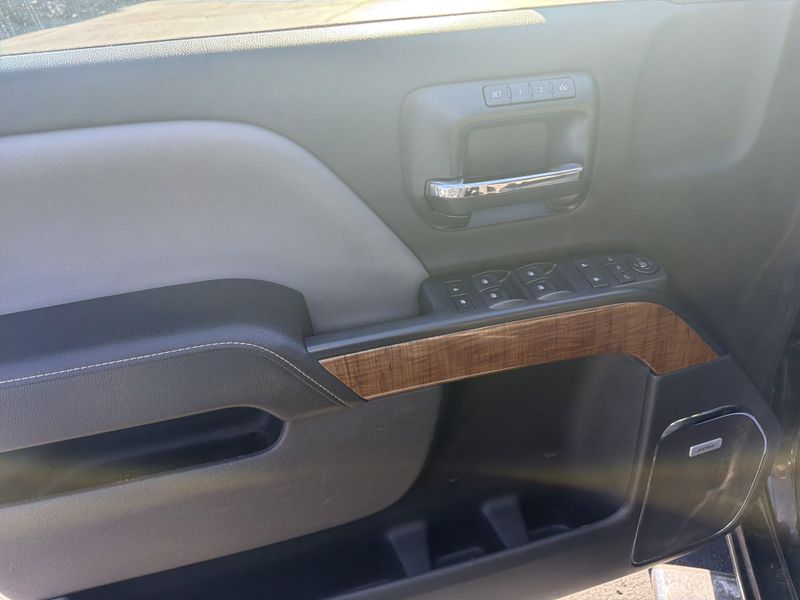 Used 2014 GMC Sierra 1500 SLTImage 16