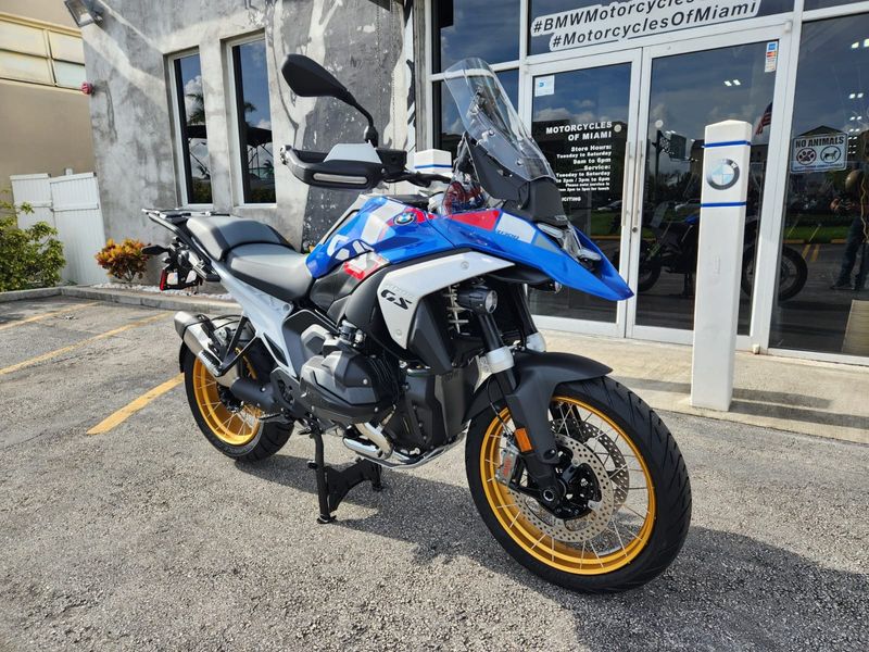 2024 BMW R1300GS Image 9