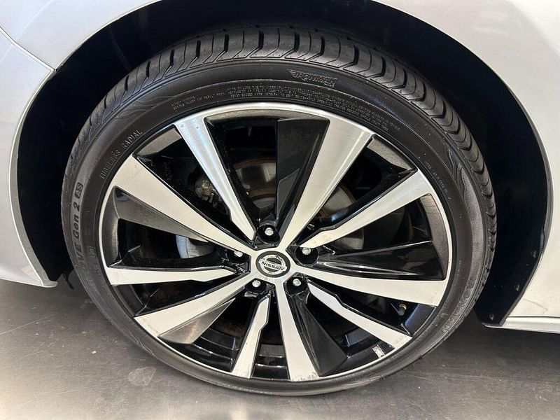 2022 Nissan Altima 2.5 SR photo 24