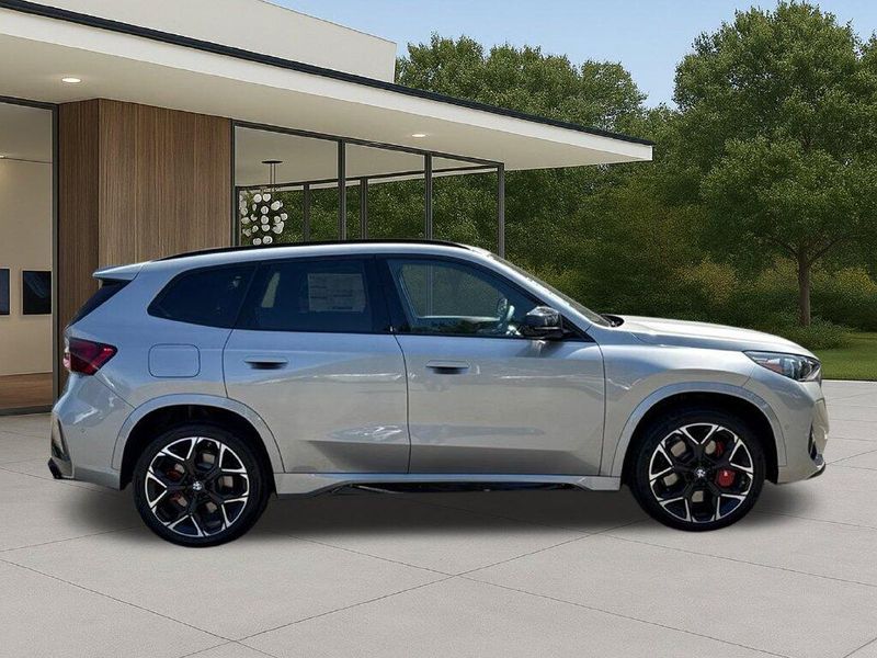 New 2027 BMW X1 M35iImage 7