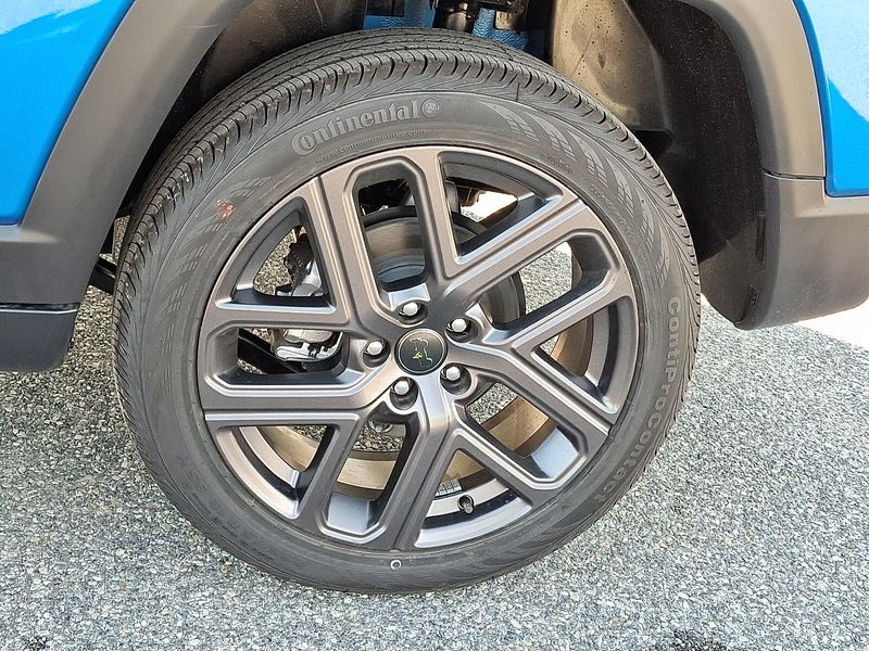 2026 Jeep Compass Limited Altitude photo 3