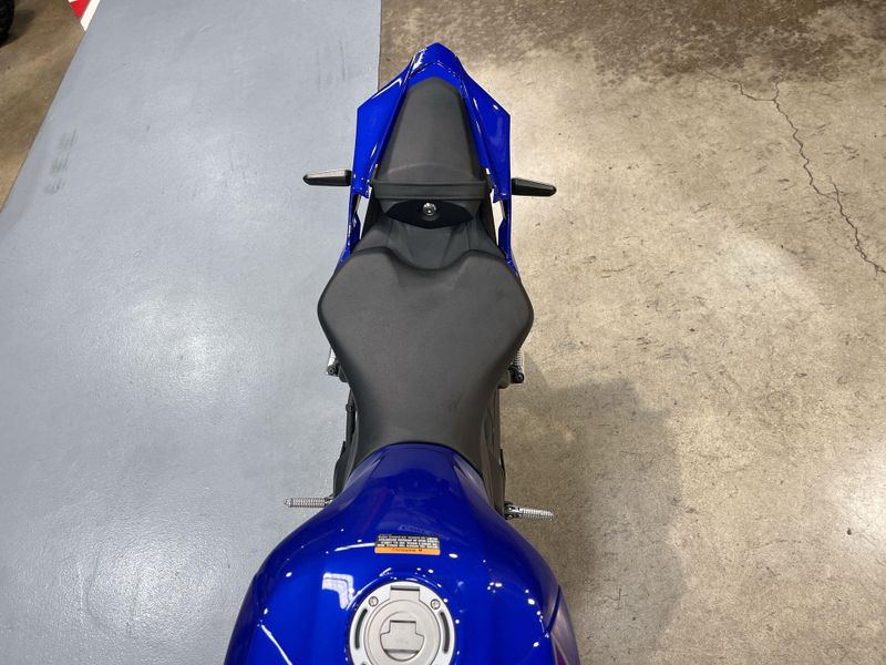 Used 2026 Yamaha YZF-R7 CA Image 13