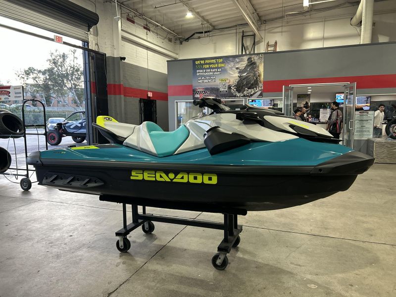 New 2026 Sea-Doo GTI SE 170 (SOUND SYSTEM) Image 12