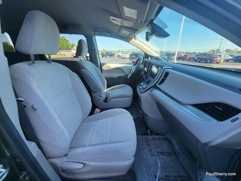 Used 2020 Toyota Sienna LE