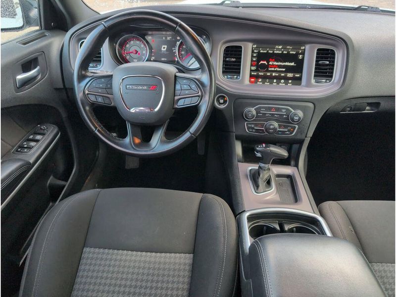 Used 2023 Dodge Charger GTImage 29