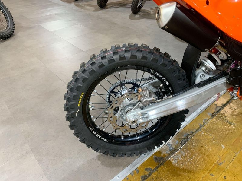 New 2025 KTM 85 SX 19&sol;16 Image 13