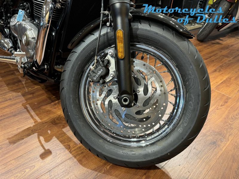 2025 Triumph Speedmaster Image 12
