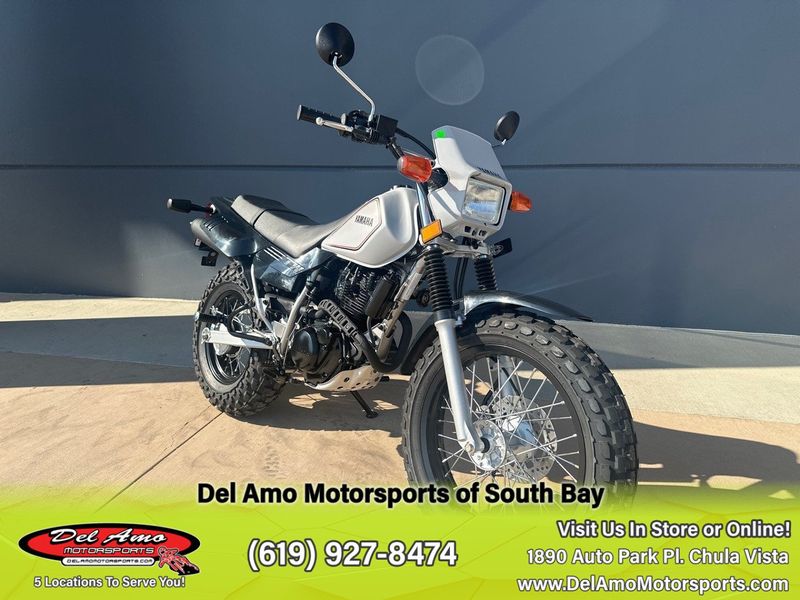 2024 Yamaha TW200R1C  in a GALLANT GRAY exterior color. Del Amo Motorsports of South Bay (619) 547-1937 delamomotorsports.com 