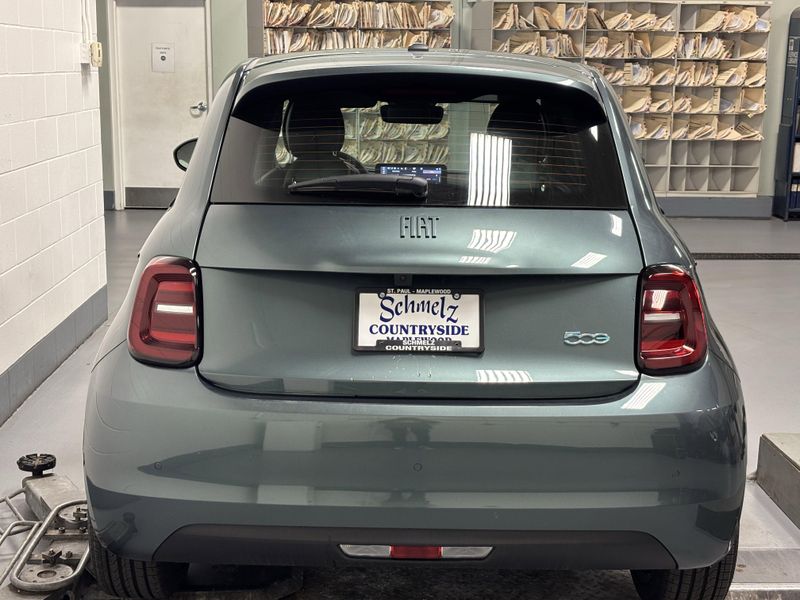 New 2025 Fiat 500e Giorgio Armani Collector