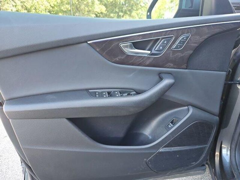Used 2019 Audi Q8 Prestige